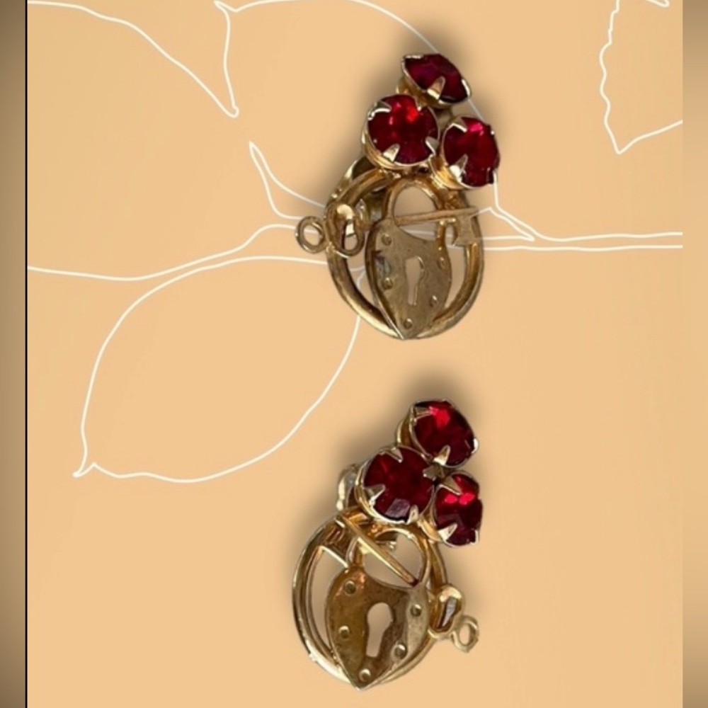 Vintage Screw Back Lock and Key designed Red Rhinestone Earrings